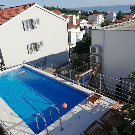 Apartments Leptiric โปดสตรานา ภายนอก รูปภาพ